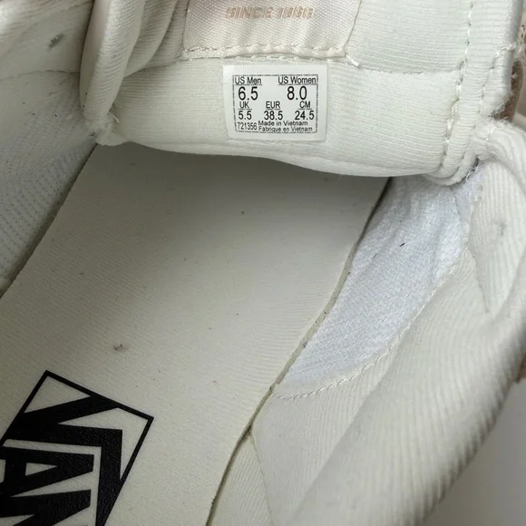 VANS Lowland 2.0 Shoe in Marshmallow, Women’s 8 NEW - Picture 6 of 7